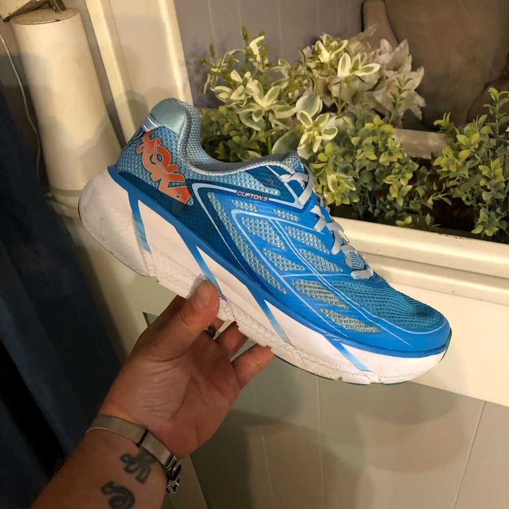 Women’s Hoka Clifton 3 Sky Blue size 9.5